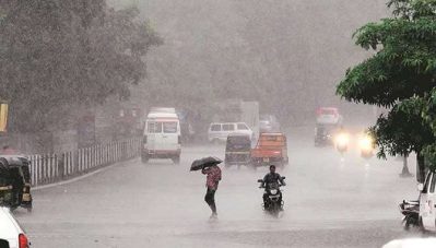 ശക്തമായ മഴയ്ക്ക് സാധ്യത; സംസ്ഥാനത്ത് നാല് ജില്ലകളില്‍ യെല്ലോ അലര്‍ട്ട് പ്രഖ്യാപിച്ചു