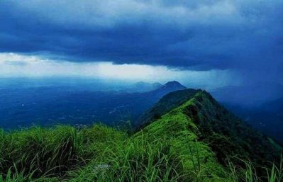 കോടമഞ്ഞിനോട് കാറ്റുപറഞ്ഞ കഥ. . . കാറ്റാടിക്കടവ്. . .