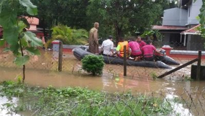 അട്ടപ്പാടിയില്‍ കുട്ടികളടക്കം 30 പേര്‍ കുടുങ്ങിക്കിടക്കുന്നതായി റിപ്പോര്‍ട്ട്; രക്ഷാപ്രവര്‍ത്തകര്‍ക്ക് എത്താനാകുന്നില്ല