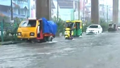 സംസ്ഥാനത്ത് കനത്ത മഴ; എഴുജില്ലകളില്‍ ഓറഞ്ച് അലേര്‍ട്ട്; എറണാകുളത്ത് ദേശീയ പാതയിലടക്കം വെള്ളം കയറി; പോളിംഗിനെ ബാധിക്കുന്നു