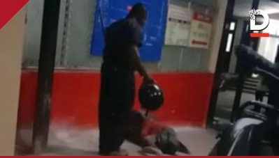 യു.പിയിലെ ആശുപത്രിയില്‍ വൃദ്ധയെ നിലത്തിട്ട് ചവിട്ടിയും വലിച്ചിഴച്ചും മര്‍ദ്ദിച്ച് സെക്യൂരിറ്റി; പ്രതിയെ അറസ്റ്റ് ചെയ്ത് പൊലീസ് (വീഡിയോ)