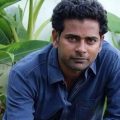 'ഋ' ഉം 'അം'എന്ന അക്ഷരവും എങ്ങനെ സ്വരാക്ഷരമായി? ഇതിനെക്കുറിച്ച് കൈതപ്രം തിരുമേനിയോട് ചോദിച്ചു: അല്‍ഫോന്‍സ് പുത്രന്‍ എഴുതുന്നു