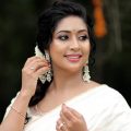 സ്വകാര്യ ചാനൽ ഷോയിൽ പറഞ്ഞത് വലിയ ചർച്ചയായി; ഞാൻ അഹങ്കാരിയാണെന്ന് വരെ പ്രചരിച്ചു: നവ്യ നായർ