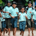 സംസ്ഥാനത്തെ സ്‌കൂള്‍ സമയം പുനക്രമീകരിച്ചു; ക്ലാസുകള്‍ രാവിലെ 9:45 മുതല്‍ വൈകീട്ട്‌ 4:15 വരെ