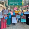 ഹിന്ദുത്വ നേതാക്കളുടെ കൊലവിളി പ്രസംഗം; പൊലീസിനെതിരെ പ്രതിഷേധിച്ച് സാമൂഹിക പ്രവര്‍ത്തകര്‍