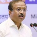 പൂര്‍ണ വസ്ത്രം ധരിച്ചുകൊണ്ട് സൂംബ ഡാന്‍സ് ചെയ്യാമെങ്കില്‍ എന്തിനാണ് അല്‍പ്പവസ്ത്രമാക്കുന്നത്? വി. മുരളീധരന്‍