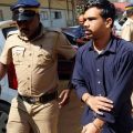 വണ്ടിപ്പെരിയാർ കേസ്; പെൺകുട്ടിയുടെ അച്ഛനെ കുത്തിപ്പരിക്കേൽപ്പിച്ച് കോടതി വിട്ടയച്ച അർജുന്റെ ബന്ധു