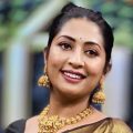 തമിഴ്‌നാട്ടില്‍ നിന്ന് വന്ന് മലയാളത്തില്‍ തരംഗമായ നടിയായിരുന്നു അവര്‍: നവ്യ നായര്‍