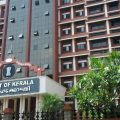 വിദ്യാര്‍ത്ഥികളുടെ ഫെല്ലോഷിപ്പ് കുടിശ്ശിക തീരുന്നതുവരെ വിസിയുടെയും രജിസ്ട്രാറിന്റെയും ശമ്പളം നല്‍കരുത്; കാലടി സര്‍വകലാശാലയോട് ഹൈക്കോടതി