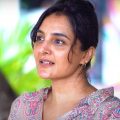 ഞാന്‍ അന്തംവിട്ട് അത്ഭുതത്തോടെ നോക്കാറുള്ള നടി; അടുത്ത് നില്‍ക്കുമ്പോള്‍ എനിക്ക് അമ്പരപ്പാണ്: മഞ്ജു വാര്യര്‍