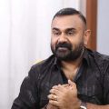 ഒരു സിംഹം വരുന്നതുപോലെയാണ് അദ്ദേഹം സെറ്റിലേക്ക് വരുന്നത്, ക്യാമറ ക്ലിക്കാകുന്ന ശബ്ദം ആ നടന് തീരെ ഇഷ്ടമല്ല: ഷാജു ശ്രീധര്‍
