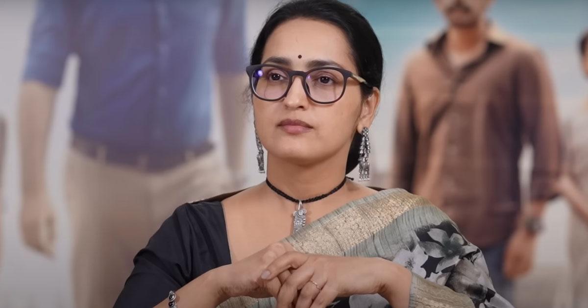 With Mammooka and Suresh Gopi; But more connected is the film with another actor – Sangeeta
