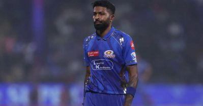 വെടിക്കെട്ടുകളോ ചിയര്‍ ഗേള്‍സോ ഇല്ല; അമ്പയര്‍മാരടക്കം കറുത്ത ആം ബാന്‍ഡ് ധരിക്കും; രാജ്യത്തിന്റെ കണ്ണീരിനൊപ്പം ഐ.പി.എല്ലും