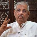 ഭാരത മാത വിഷയം ചര്‍ച്ചയാക്കേണ്ടതില്ല; അമ്മയെ നമ്മള്‍ ചര്‍ച്ചാ വിഷയം ആക്കുമോ? ഗവര്‍ണര്‍