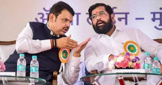  Maharashtra Chief Minister Devendra Fadnavis and Deputy Chief Minister Eknath Shinde