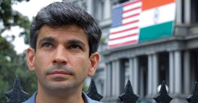 റാഫേല്‍ സാറ്റര്‍ Raphael Satter 