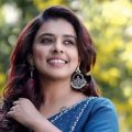 അസഹ്യമായ ഗന്ധവും രുചിയും, നല്ല പണവും ചെലവായി; സിങ്കപ്പൂരിലെ ഭക്ഷണപരീക്ഷണത്തെക്കുറിച്ച് സിത്താര