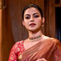 ഒരു സുപ്രഭാതത്തില്‍ ചിലര്‍ എന്നെ വര്‍ഗീയവാദിയാക്കി മാറ്റി, അതില്‍ സങ്കടമുണ്ട്: അനുശ്രീ