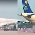 ലഖ്നൗ വിമാനത്താവളത്തിലിറങ്ങിയ സൗദി അറേബ്യൻ എയര്‍ലൈന്‍സ് വിമാനത്തില്‍ പുക