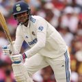 എങ്ങനെ ടീമിനെ നയിക്കണമെന്ന് ശുഭ്മന്‍ ഗില്ലിന് വ്യക്തമായി അറിയാം; ടീമില്‍ നിന്നും ക്യാപ്റ്റന് പിന്തുണ