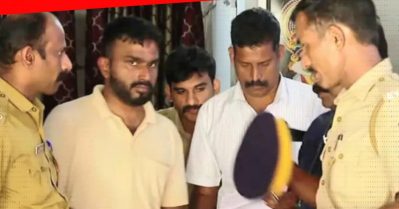 വ്യാജ ഫേസ്ബുക്ക് അക്കൗണ്ട് നിര്‍മിച്ച് പ്രണയം നടിച്ചു, വീട്ടമ്മയില്‍ നിന്ന് 10 പവന്‍ തട്ടിയ യൂത്ത് കോണ്‍ഗ്രസ് നേതാവ് അറസ്റ്റില്‍