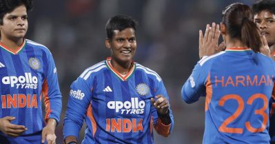 ഇന്ത്യന്‍ ക്രിക്കറ്റില്‍ പുതുചരിത്രം; അത്ഭുത നേട്ടത്തിന്റെ അവകാശിയായി ദീപ്തി ശര്‍മ