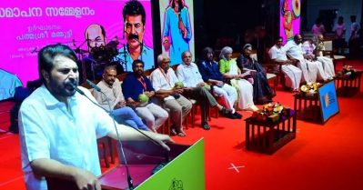 മനുഷ്യരെ വിശ്വസിക്കുന്നതല്ലേ നല്ലത്? വെള്ളത്തിനും രോഗത്തിനും ജാതിയും മതവുമൊന്നുമില്ല: മമ്മൂട്ടി