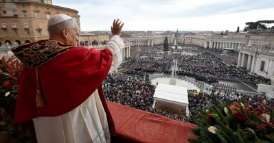 ഗസയിലെ ജനതയ്ക്ക് എല്ലാം നഷ്ടമായിരിക്കുന്നു; അവരെ നമുക്ക് ഓര്‍ക്കാതിരിക്കാനാവില്ല; ക്രിസ്മസ് സന്ദേശത്തില്‍ മാര്‍പ്പാപ്പ