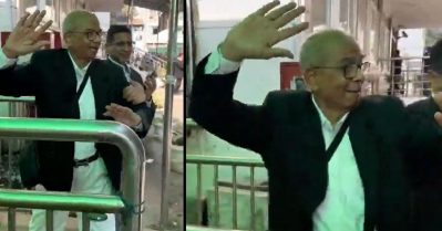 മുന്‍ചീഫ് ജസ്റ്റിസിനെ ഷൂ എറിഞ്ഞ അഭിഭാഷകന് കോടതിയില്‍ വെച്ച് ചെരുപ്പുകൊണ്ട് അടി