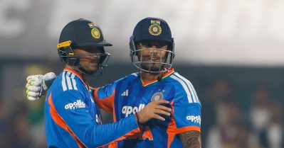 വെടിക്കെട്ടില്‍ ഇവര്‍ അണ്ണന്‍ തമ്പി; ഇതിനിടയില്‍ ഇങ്ങനെയൊരു റെക്കോഡുമുണ്ടായിരുന്നോ?!