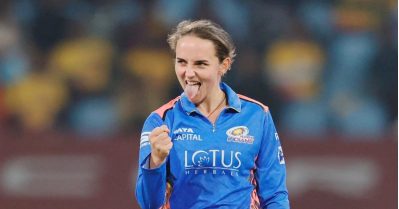 ചരിത്രം കുറിച്ച് മുംബൈ താരം; ഇന്ത്യക്കാര്‍ക്ക് പോലുമില്ലാത്ത നേട്ടത്തില്‍ അമേലിയ!