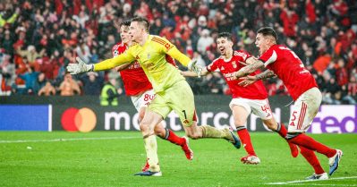 ഗോള്‍ കീപ്പറടിച്ച ഗോളില്‍ തോറ്റ് റയല്‍; റയലിനോട് ആദ്യ ജയവുമായി മൗറീന്യോ, മൂന്നില്‍ നിന്നും ഒമ്പതിലേക്ക്