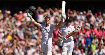 കങ്കാരുക്കള്‍ക്കെതിരെ സെഞ്ച്വറി തിളക്കം; ത്രീ ലയണ്‍സിന്റെ രക്ഷകന്‍ സ്വന്തമാക്കിയത് കിടിലന്‍ റെക്കോഡ് 