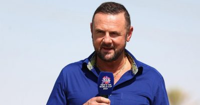 അവര്‍ കാര്യങ്ങള്‍ മറച്ച് വെക്കുന്നു; മുന്‍ ചാമ്പ്യന്മാര്‍ക്കെതിരെ സൈമണ്‍ ഡൗള്‍