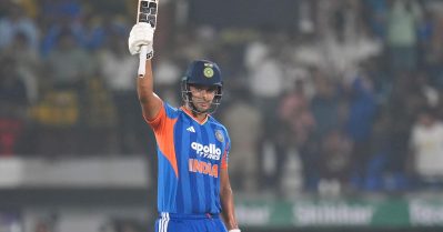 കിവീസിനെ പമ്പ കടത്തിയ ഇന്നിങ്‌സ്; ദുബെയുടെ വെടിക്കെട്ടില്‍ പിറന്നത് ഇന്ത്യയുടെ പുതു ചരിത്രം!