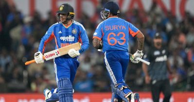 വെടിക്കെട്ടില്‍ ഇന്ത്യയെ തൊടാന്‍ ഒറ്റ ഒരുത്തനും ഇല്ല; ഫിയര്‍ലെസ് ഗെയ്മില്‍ 44ാം തവണയും...