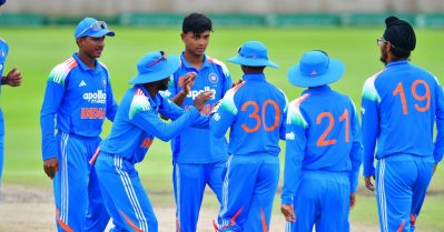 രണ്ടാം ഓവറില്‍ തന്നെ ആദ്യ വിക്കറ്റ്; ഇന്ത്യയ്ക്ക് മികച്ച തുടക്കം