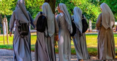 കന്യാസ്ത്രീകള്‍ക്കാകെ പെന്‍ഷനെന്നത് വ്യാജപ്രചരണം; സര്‍ക്കാര്‍ വ്യക്തത വരുത്തണമെന്ന് കത്തോലിക്കാ സഭ