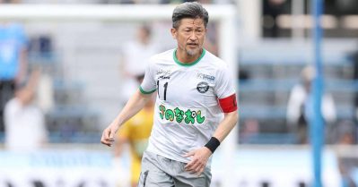 കരിയര്‍ ആരംഭിക്കുമ്പോള്‍ റൊണാള്‍ഡോക്ക് ഒരു വയസ്, മെസിയാകട്ടെ ജനിച്ചിട്ടുപോലുമില്ല; 59ാം വയസില്‍ പുതിയ ടീമില്‍