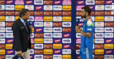 ഈ ട്രോഫികളെല്ലാം എവിടെ സൂക്ഷിക്കുന്നുവെന്ന് കമന്റേറ്റര്‍; കസ്റ്റോഡിയന്‍ അമ്മയെന്ന് കോഹ്‌ലി