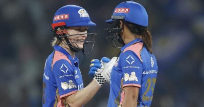 ഗുജറാത്തിനെ അടിച്ച് പരത്തി ക്യാപ്റ്റന്റെ ആറാട്ട്; ബാക് ടു ബാക് ഫിറ്റിയില്‍ തിളങ്ങി ഹര്‍മന്‍