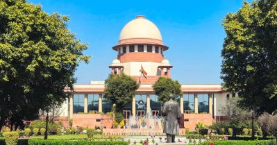 ജുഡീഷ്യറിയിലെ അഴിമതിയെന്ന അധ്യായം; എന്‍.സി.ഇ.ആര്‍.ടി പാഠപുസ്തകം നിരോധിച്ചു;കോപ്പികള്‍ പിടിച്ചെടുക്കണമെന്നും സുപ്രീം കോടതി