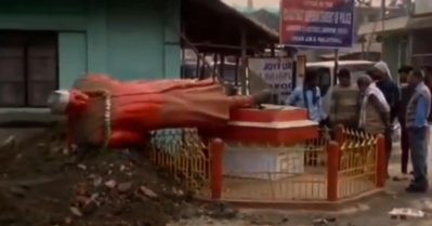 അസമില്‍ 10 അടി ഉയരമുള്ള നെഹ്റുവിന്റെ പ്രതിമ തകര്‍ത്ത് അജ്ഞാതര്‍
