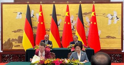 ചൈന സന്ദർശിച്ച് ജർമൻ ചാൻസലർ; പരസ്പര സഹകരണം, റഷ്യ - ഉക്രൈൻ യുദ്ധം അവസാനിപ്പിക്കൽ എന്നിവ പ്രധാന ലക്ഷ്യങ്ങൾ