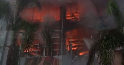 കോഴിക്കോട് ജയലക്ഷ്മി ടെക്സ്‌റ്റൈല്‍സില്‍ വന്‍തീപിടുത്തം; ആളുകളെ ഒഴിപ്പിച്ചു