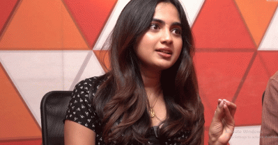 ടെൻഷൻ അടിക്കാനുള്ള ബുദ്ധി അന്നുണ്ടായിരുന്നില്ല; ‘ഞാൻ പ്രകാശൻ’ സമയത്തേ അഖിൽ ചേട്ടൻ അങ്ങനെയാണ്’: ദേവിക സഞ്ജയ്