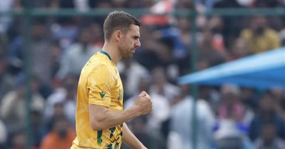 എറിഞ്ഞ് വീഴ്ത്തിയത് യു.എ.ഇയെ മാത്രമല്ല, സൗത്തിയെ കൂടിയാണ്; നോര്‍ക്യ സൂപ്പര്‍ നേട്ടത്തില്‍