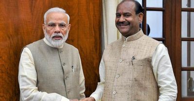 കോണ്‍ഗ്രസ് എം.പിമാര്‍ ആക്രമിക്കുമെന്ന വിവരം കിട്ടി; പ്രധാനമന്ത്രിയോട് മറുപടി പറയാന്‍ വരേണ്ടെന്ന് പറഞ്ഞു: സ്പീക്കര്‍