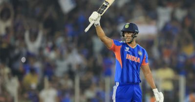 കളിയിലെ താരം, പിന്നാലെ ലിസ്റ്റില്‍ നിന്നും പുറത്ത്! ഒന്നാമത് ഇപ്പോഴും ധോണി തന്നെ