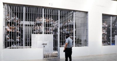 മര്‍ദനം, പട്ടിണി, ലൈംഗികാതിക്രമം; തടവറയിലെ ക്രൂരപീഡനങ്ങള്‍ തുറന്നുപറഞ്ഞ് യു.എസ് നാടുകടത്തിയ വെനസ്വേലന്‍ കുടിയേറ്റക്കാര്‍